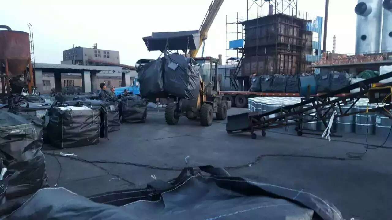 草莓直播在线观看免费播放高清装货现场